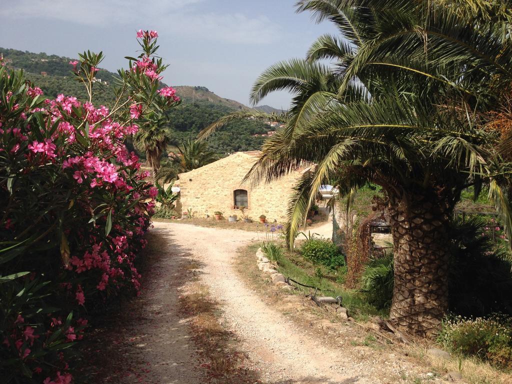 SantʼAgata di Militello Giardino Di Siciliaゲストハウス エクステリア 写真